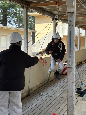 R7 フルハーネス　工学科3年 (1)